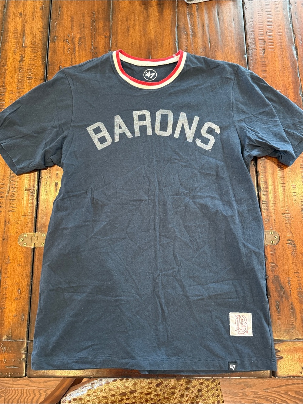 47 Navy 'Barons' Short-Sleeve Crewneck with Red-Trim Collar